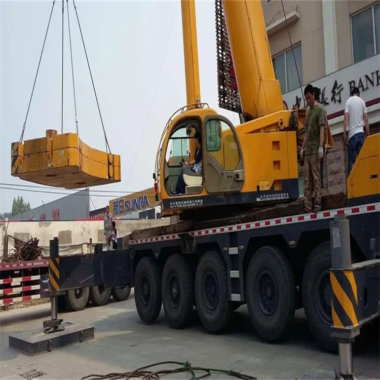 九龙坡当地吊车出租|机器吊装|75吨|工厂搬迁服务